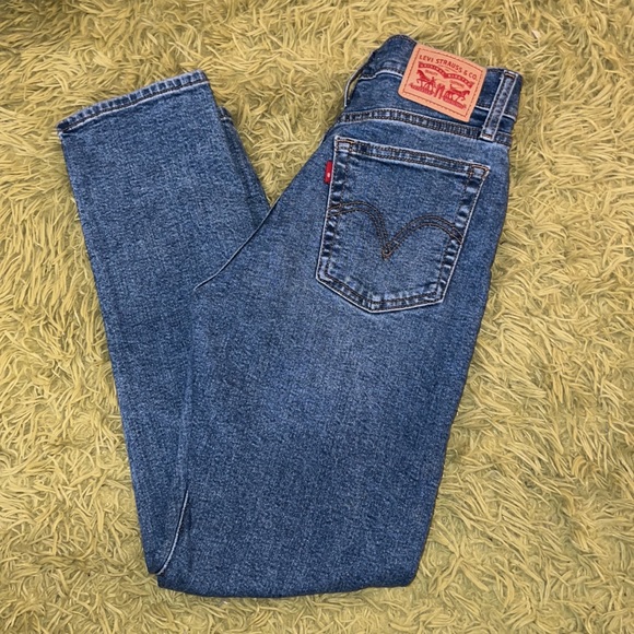 Levi’s wedgie straight